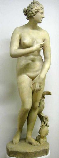 Photographie de la Vénus de Médicis. Copie du premier siècle av. J.-C. Attribué à un élève de Praxitèle. Galerie des Offices, Florence, Italie.