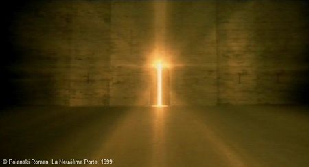 La Neuvième Porte, de Roman Polanski. Premier plan du film.
