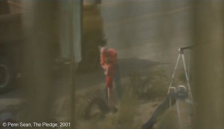 Fichier:The Pledge Sean Penn 08 cadeau de Garry 1h 32 50.jpg