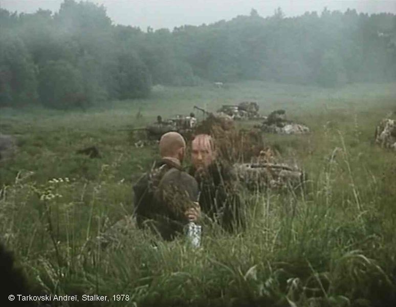 Fichier:Stalker Tarkovski Plan 52 Zone b E trebuchement.jpg