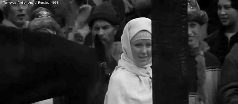 Fichier:Cheval Tarkovski Andreïroublev cloche1 1600 3 dame blanche.jpg