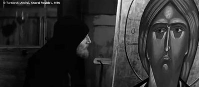 Andreï Roublev, plan 57. Pourquoi la figure du Christ chez Théophane est-elle représentée avec des cheveux longs ?