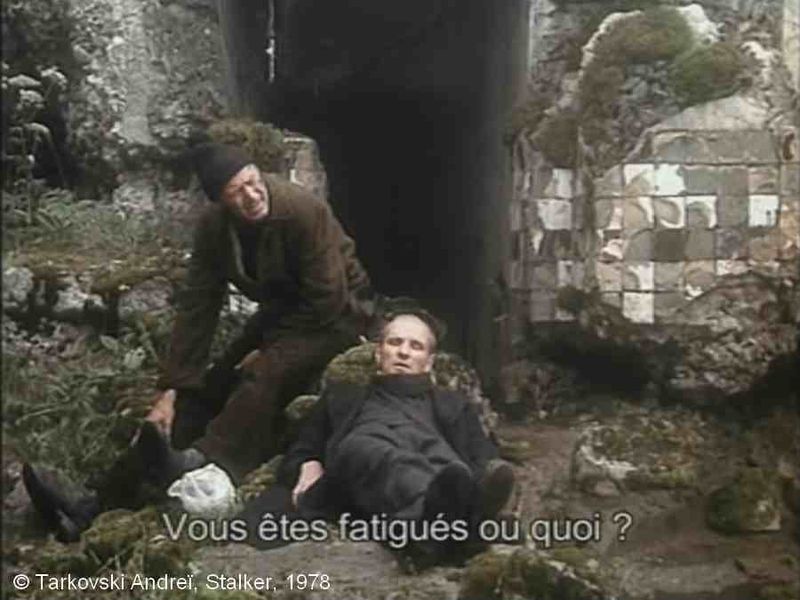 Fichier:Stalker Tarkovski Plan 67 Zone Vous êtes fatigués.jpg