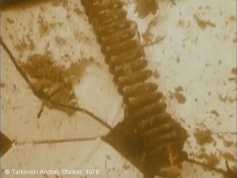 Fichier:Stalker Tarkovski Plan 89 Ressort.jpg